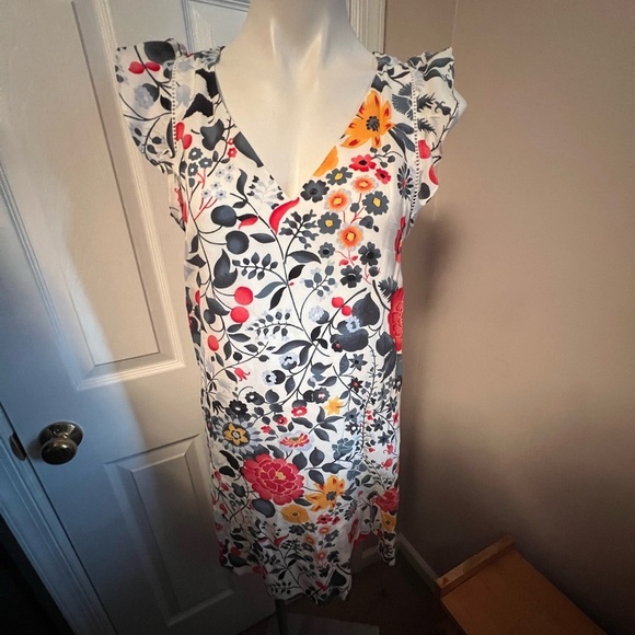 LOFT like new flutter sleeve floral dress - Picture 2 of 5